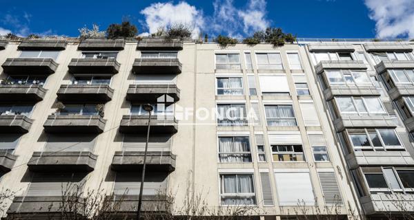 À vendre Studio 31.64 m² - Paris 75010