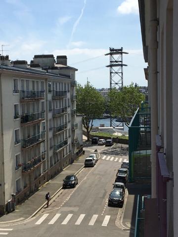 Brest - Appartement T1. Rue Fautras. Meublé