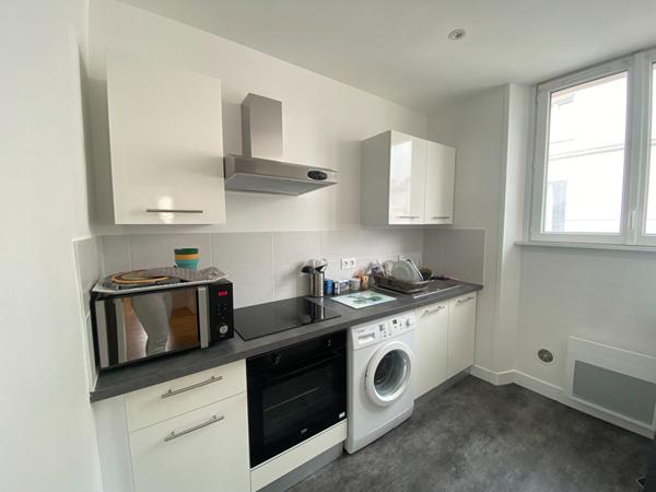 Brest - Appartement T1. Rue Fautras. Meublé