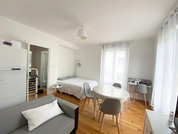 Brest - Appartement T1. Rue Fautras. Meublé