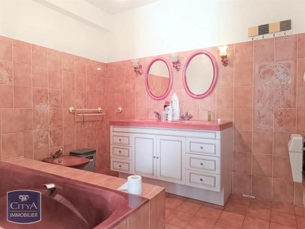 Vente maison 6 pièces de 177m²