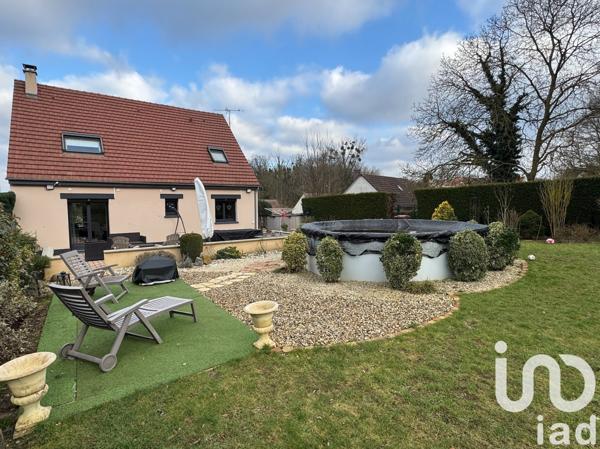 Maison 6 pièces de 120 m² à Clermont (60600)