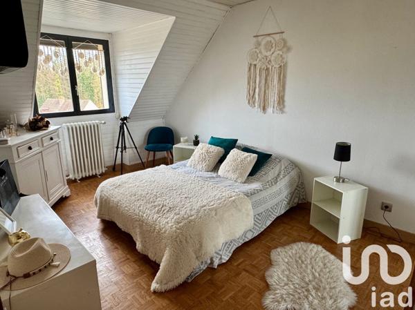 Maison 6 pièces de 120 m² à Clermont (60600)