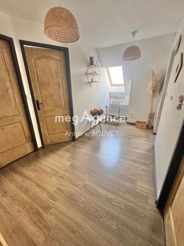 Maison à Domart-en-Ponthieu, 80620 - 7 pièces 158m²