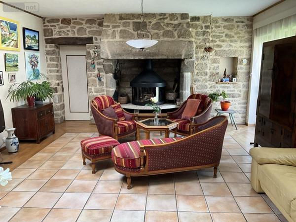 Maison à vendre à Caudan dans le Morbihan (56850), ref : 56082-1465
