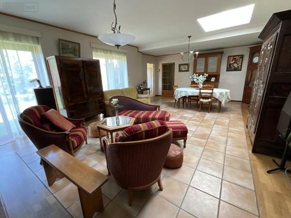 Maison à vendre à Caudan dans le Morbihan (56850), ref : 56082-1465