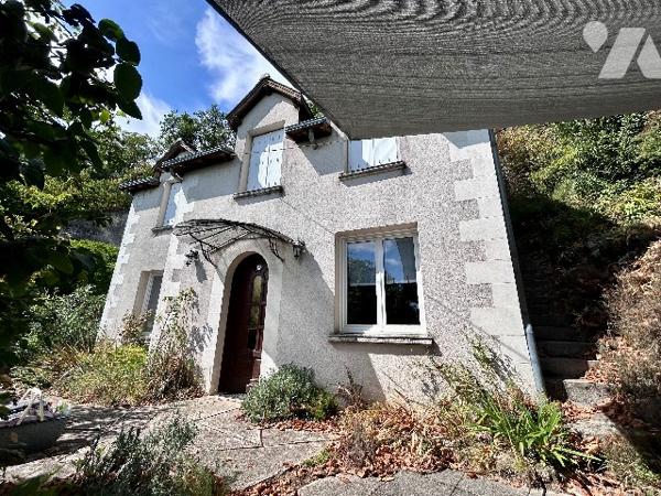 À vendre – Charmante maison avec vue panoramique à Nazelles-Négron