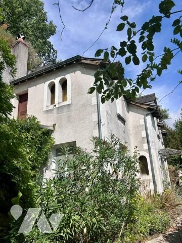 À vendre – Charmante maison avec vue panoramique à Nazelles-Négron