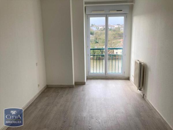 Appartement à louer 2 pièces 43.77m²
