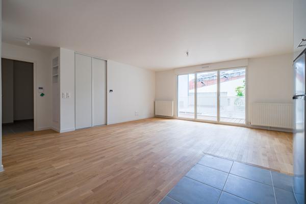 Appartement Asnières Sur Seine 3 pièce(s) VIDE 84 m2 duplex