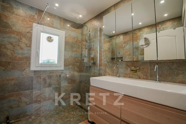 Exceptionnelle maison de gardian en bord de mer