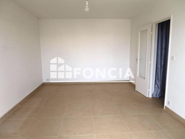 Location Appartement 2 pièces 42 m² - 1 BIS CHEMIN DES PIERRODINS Fontaine Les Dijon 21121