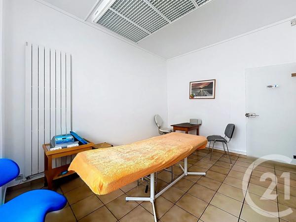 Appartement F3 à vendre  3 pièces - 64,61 m 2   CHOISY LE ROI  - 94