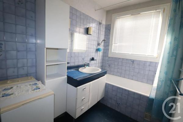 Appartement F3 à vendre  3 pièces - 59,45 m 2   DOMONT  - 95