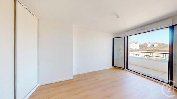 Appartement à vendre  3 pièces - 69,31 m 2   AUBERVILLIERS  - 93