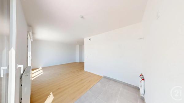 Appartement à vendre  3 pièces - 69,31 m 2   AUBERVILLIERS  - 93