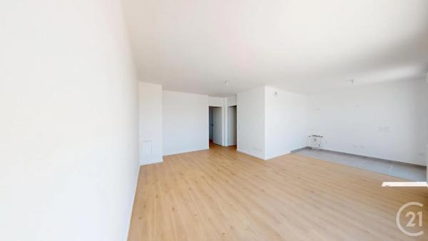 Appartement à vendre  3 pièces - 69,31 m 2   AUBERVILLIERS  - 93
