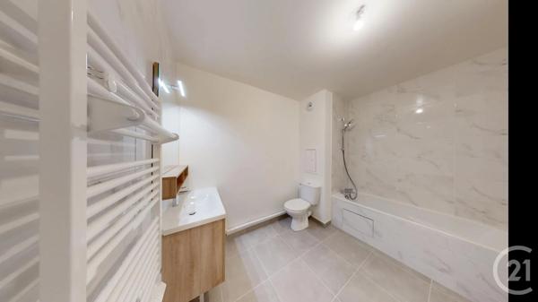 Appartement à vendre  3 pièces - 69,31 m 2   AUBERVILLIERS  - 93