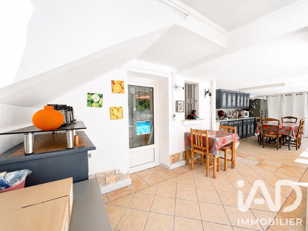 Maison à vendre 8 pièces 179 m² Ollioules