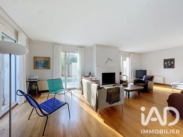 Maison (prestige) à vendre 8 pièces 197,92 m² Cesson-Sévigné