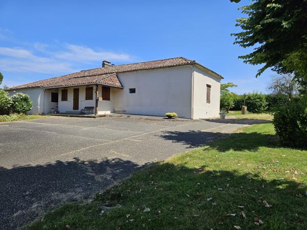 Laplume (47310) EXCLUSIVITÉ ROQUEFORT LAPLUME (47) - PROPRIÉTÉ PIERRE PLAIN-PIED - 130M² - 6 PIÈCES - 4 CHAMBRES - DÉPENDANCES