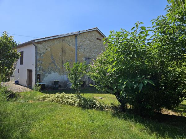 Laplume (47310) EXCLUSIVITÉ ROQUEFORT LAPLUME (47) - PROPRIÉTÉ PIERRE PLAIN-PIED - 130M² - 6 PIÈCES - 4 CHAMBRES - DÉPENDANCES