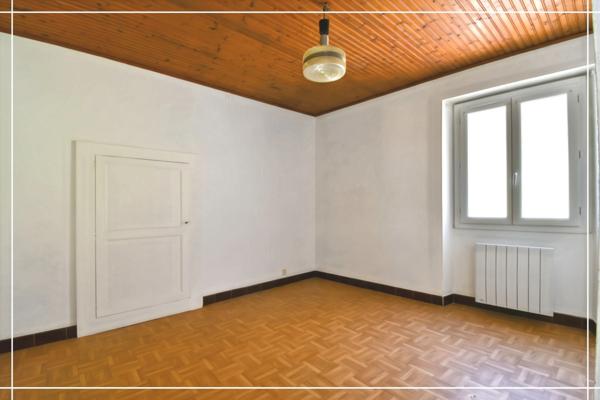 Maison à vendre 3 pièces CHATEAUMEILLANT (18)