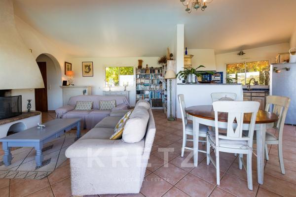 Maison 4 chambres avec piscine et vue mer