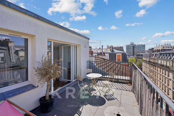 Paris XIe – Triplex en dernier étage avec terrasse