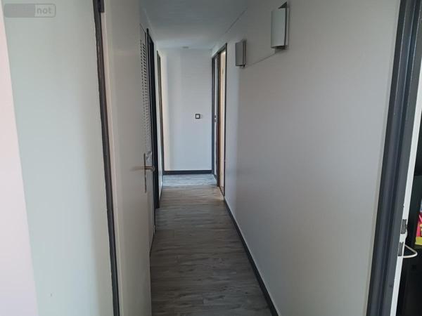 Maison à louer à Saint-Nicolas dans le Pas-de-Calais (62223), ref : 62135-L1131