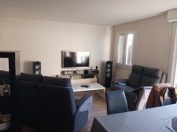 Maison à louer à Saint-Nicolas dans le Pas-de-Calais (62223), ref : 62135-L1131