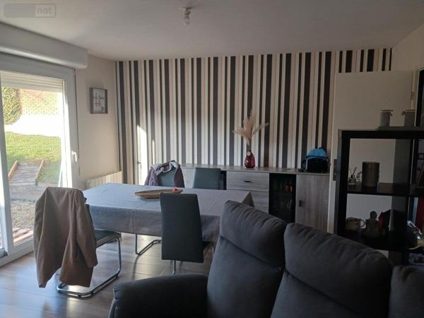 Maison à louer à Saint-Nicolas dans le Pas-de-Calais (62223), ref : 62135-L1131