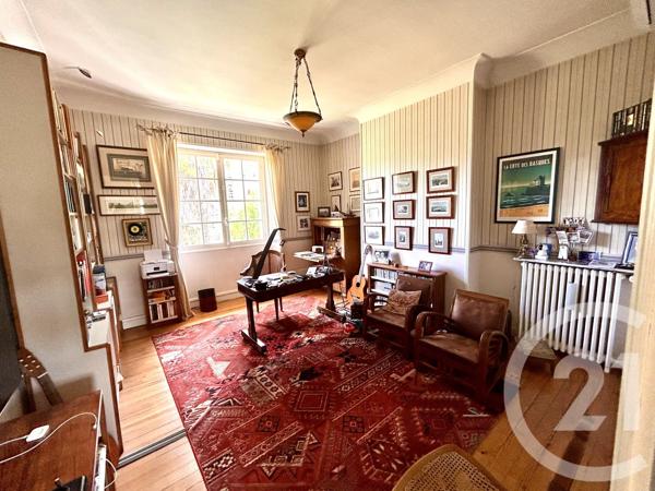 Maison à vendre  6 pièces - 275 m 2   PAU  - 64