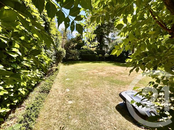 Maison à vendre  6 pièces - 275 m 2   PAU  - 64