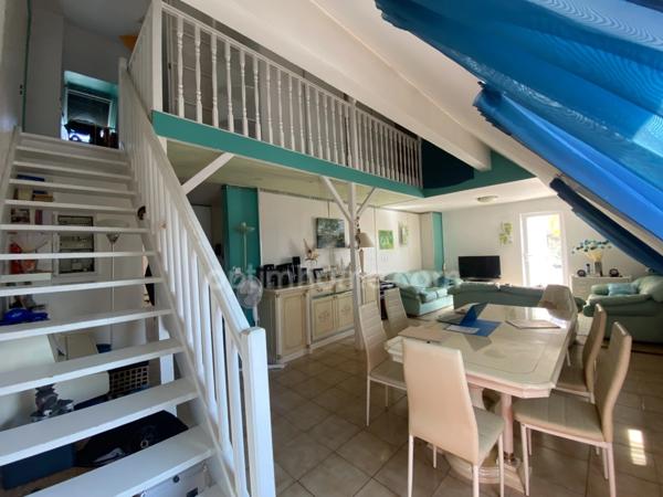 DUPLEX Type 5 de 90m² avec vue sur PORT DU CANAL - TERRASSE DE 17M²