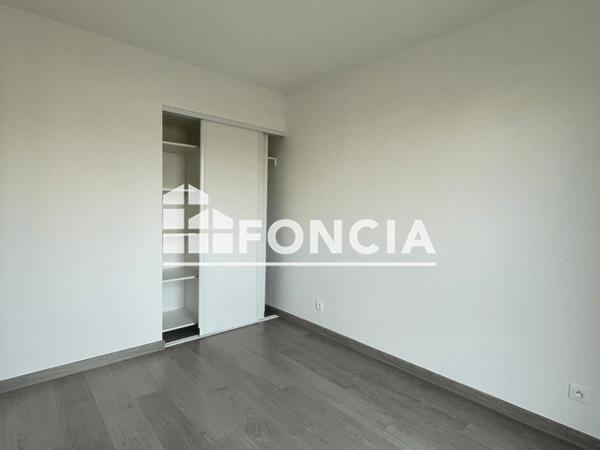 Location Appartement 3 pièces 64.86 m² - 140 RUE GAMBETTA Saint Jean De La Ruelle 45140