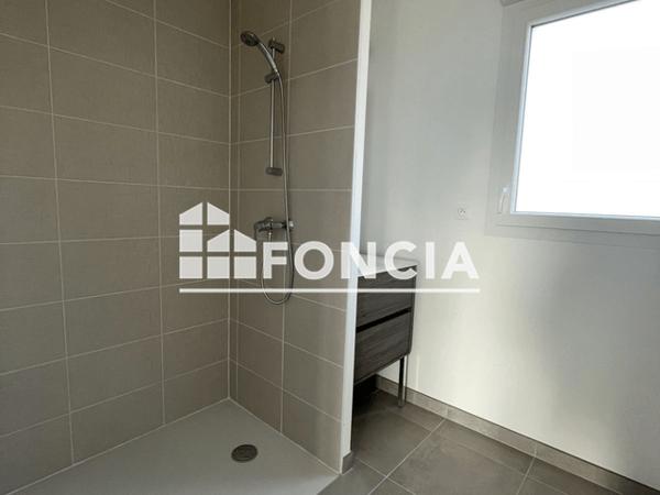 Location Appartement 3 pièces 64.86 m² - 140 RUE GAMBETTA Saint Jean De La Ruelle 45140