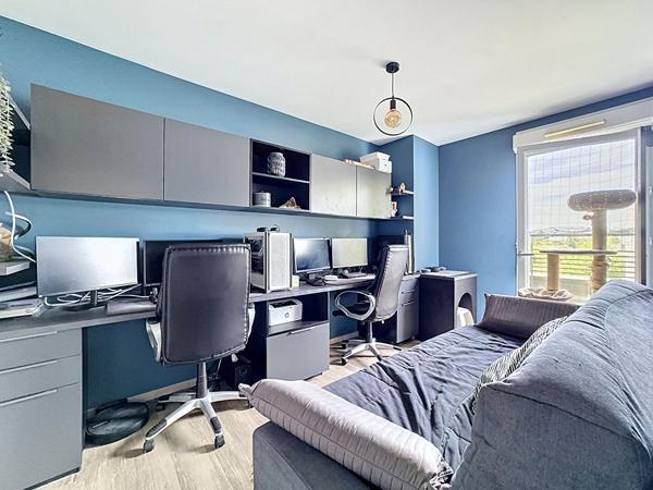 TOURS CHEVALERIE -DUPLEX -T4-TERRASSE-STATIONNEMENT