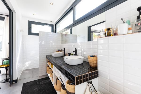 Maison 6 pièce(s) 3 chambre(s) 170 m²