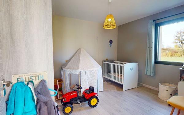 Maison à vendre    5 pièces •  Rodelle