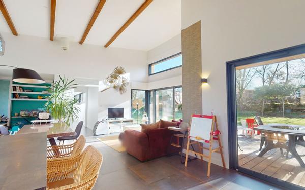 Maison à vendre    5 pièces •  Rodelle