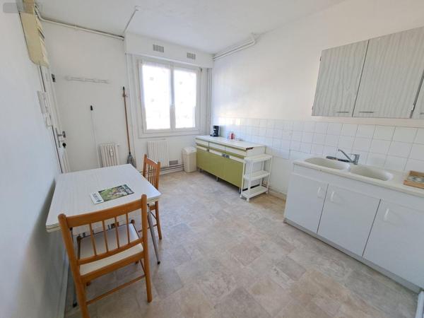 Appartement à vendre à Le Mans dans la Sarthe (72000), ref : 001/1647