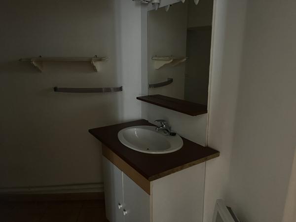 Appartement à MARSEILLE 1ER ARRONDISSEMENT (13001)