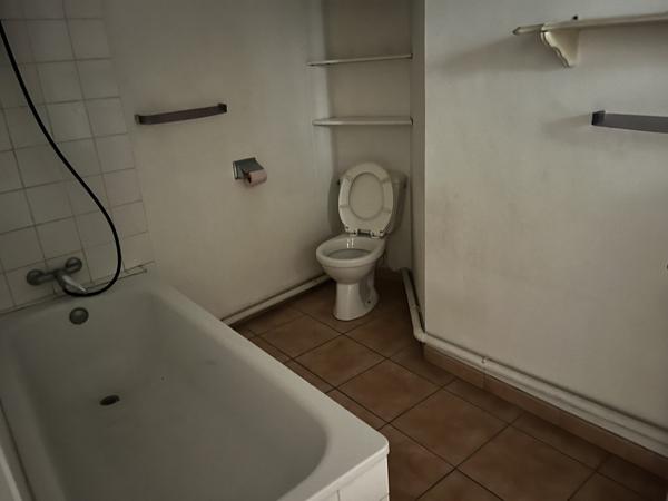 Appartement à MARSEILLE 1ER ARRONDISSEMENT (13001)
