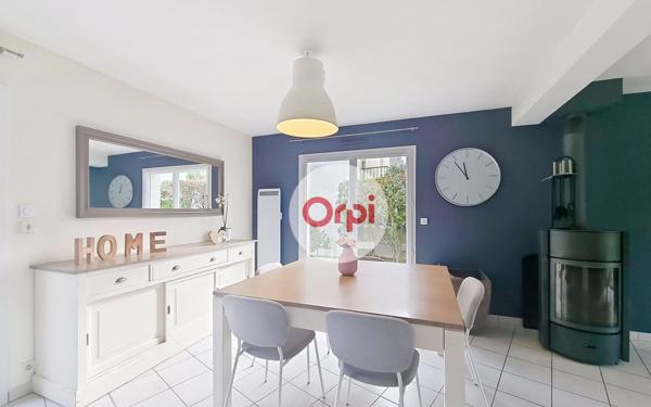 Maison à vendre    7 pièces •  Guer