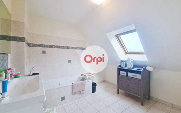 Maison à vendre    7 pièces •  Guer