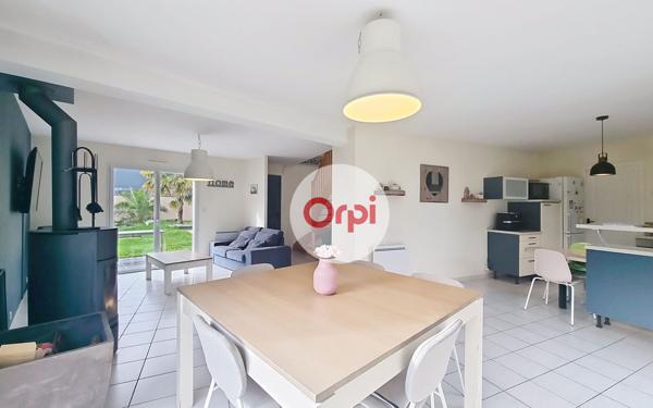 Maison à vendre    7 pièces •  Guer