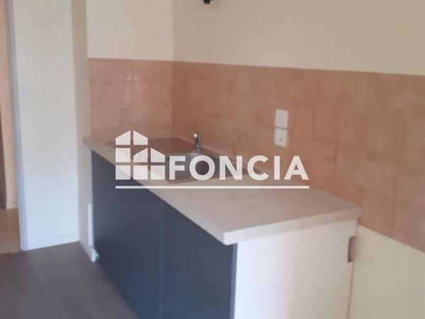 Location Appartement 2 pièces 49.7 m² - LES CHARMILLES 2 Chambery 73000