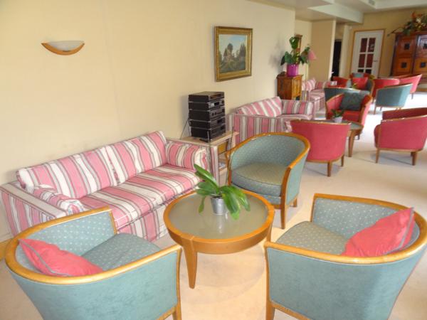 Courbevoie (92400) Studio Hespérides - Résidence services pour séniors - Courbevoie