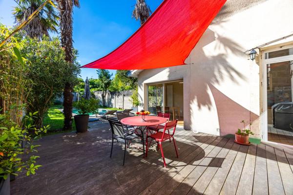 MAISON EN PIERRE AVEC JARDIN, PISCINE ET GARAGE PARC LESCURE